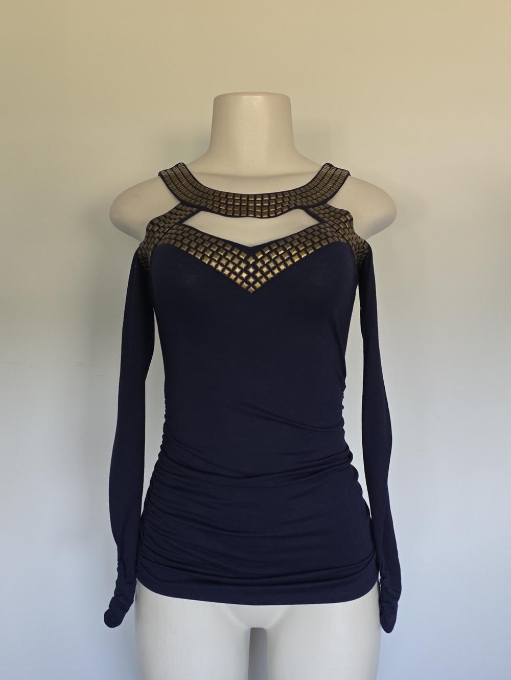 Boston Proper navy blue cold shoulder ruched embellished top-XXS